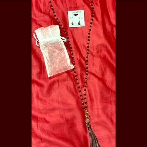 Beaded long necklace and earrings set with pouch